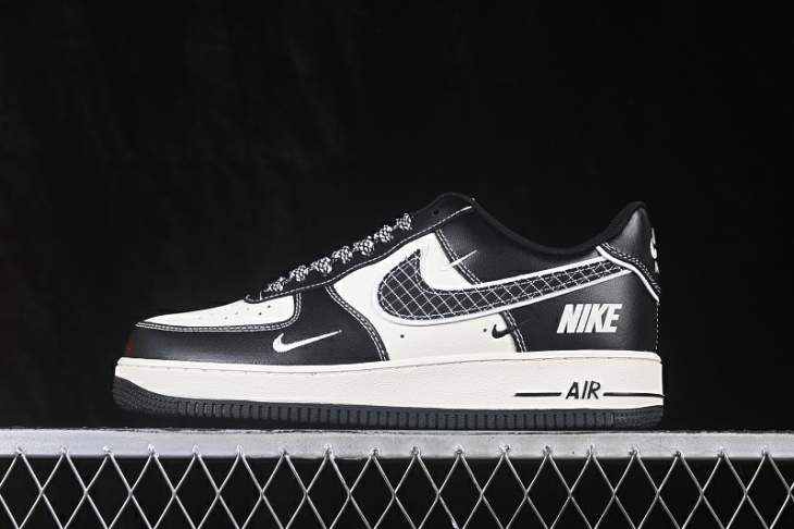Picture of Air Force 1 _SKUfw24535207885827460fw